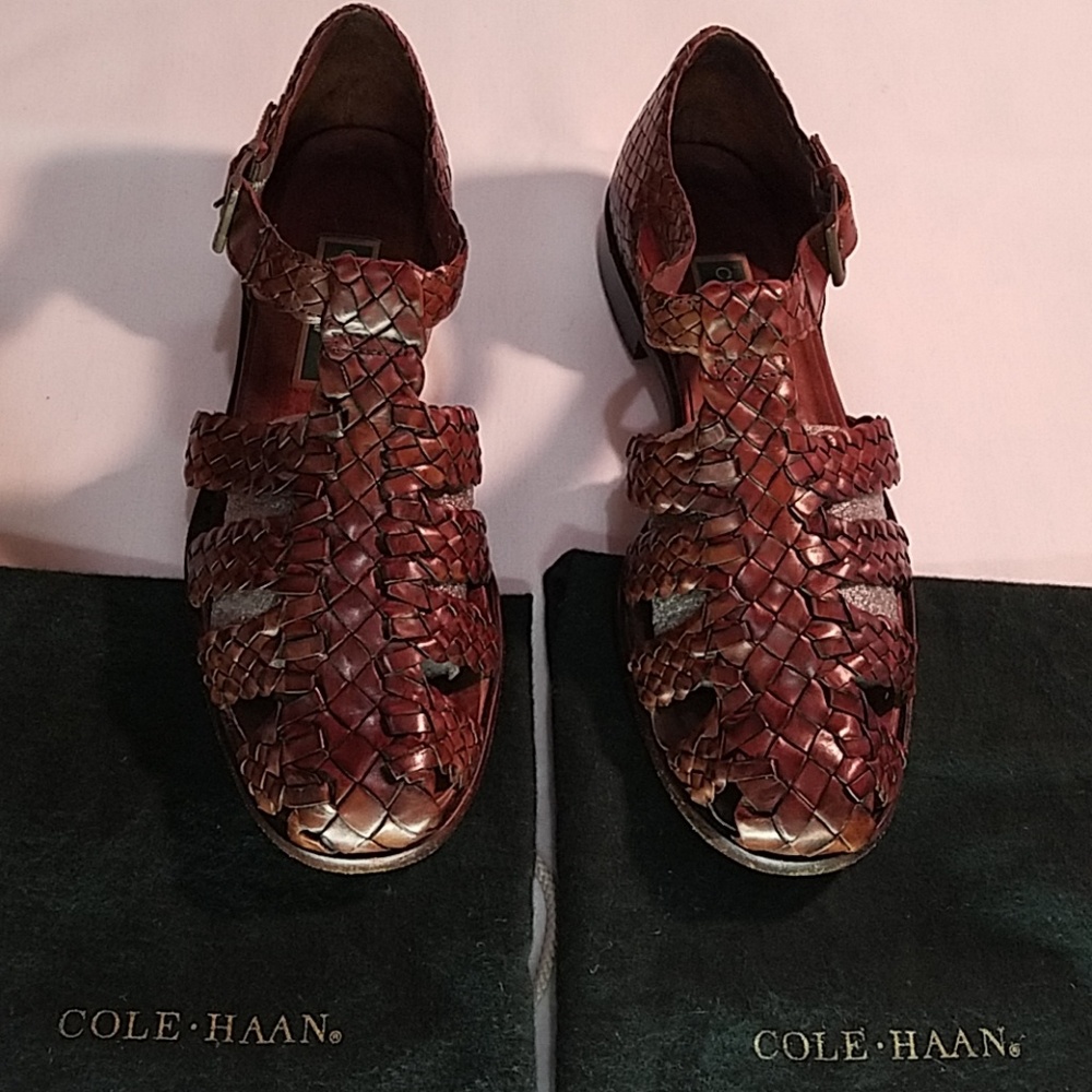 Cole Haan Huaraches Fisherman Sandals Sz
7.5 D